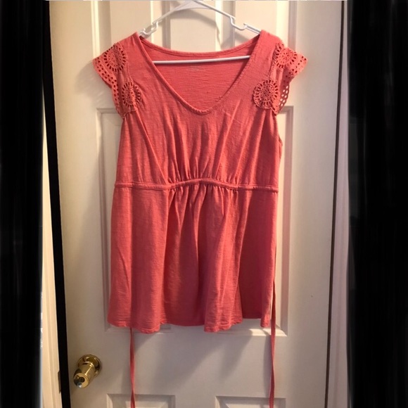 Motherhood Maternity Tops - 3/$15 Motherhood maternity coral short sleeve top
